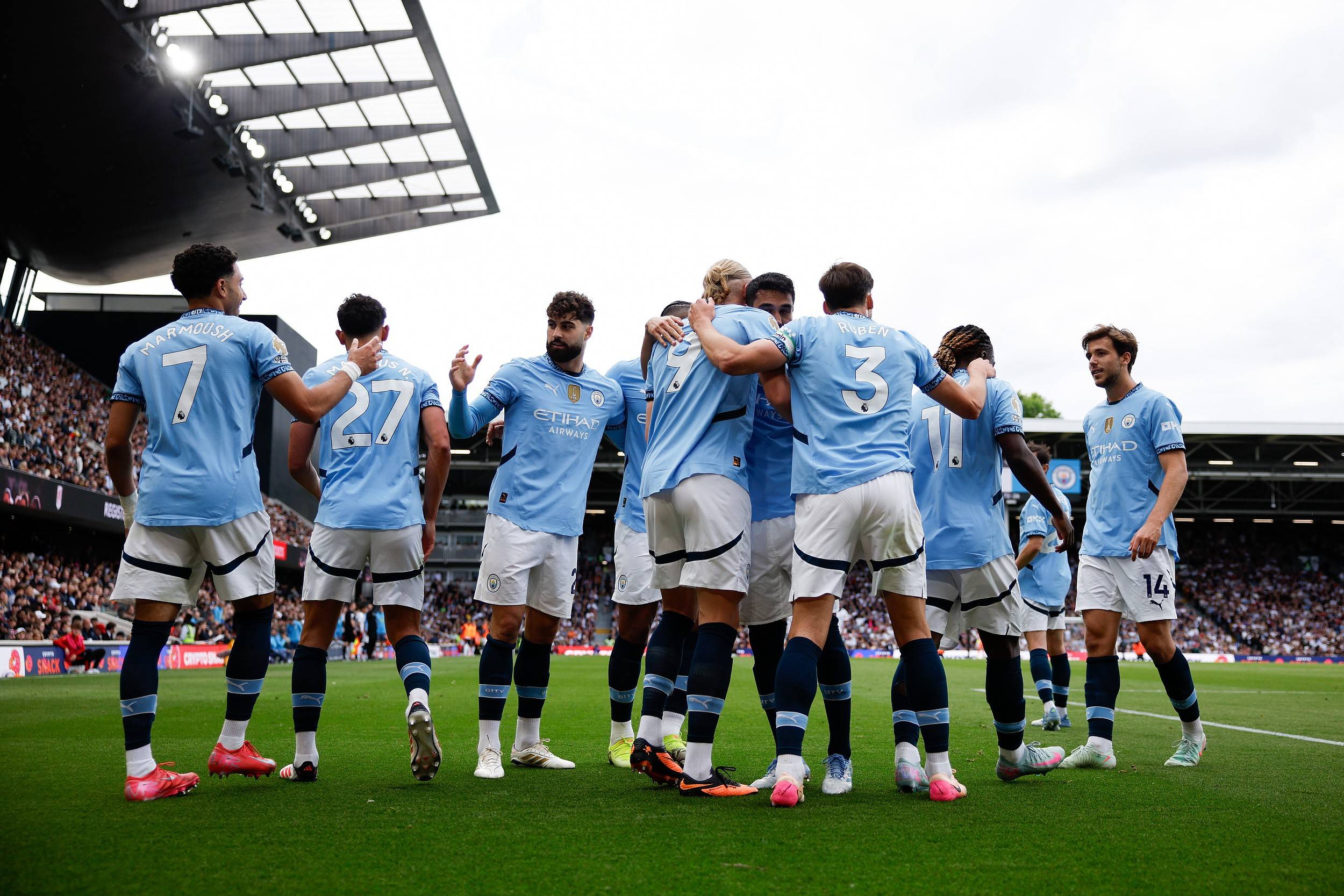 官方网站-瓜迪奥拉指导球队备战对阵皇家马德里的比赛的简单介绍